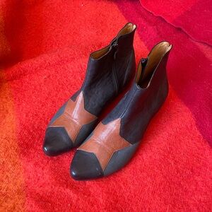 Size 7.5 genuine leather ankle boots